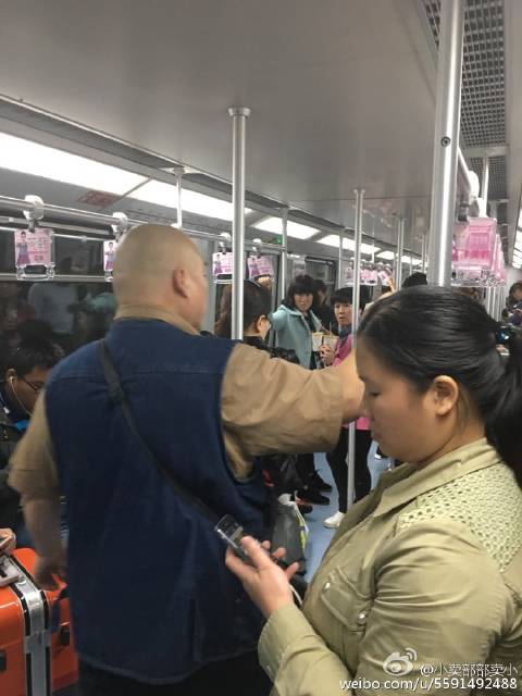 百度胖老师吧上海市公 安局轨道交通分局石宇玉老师求救  抖音快手百度贴吧百科图片视频知道搜索上海胖老师 ...