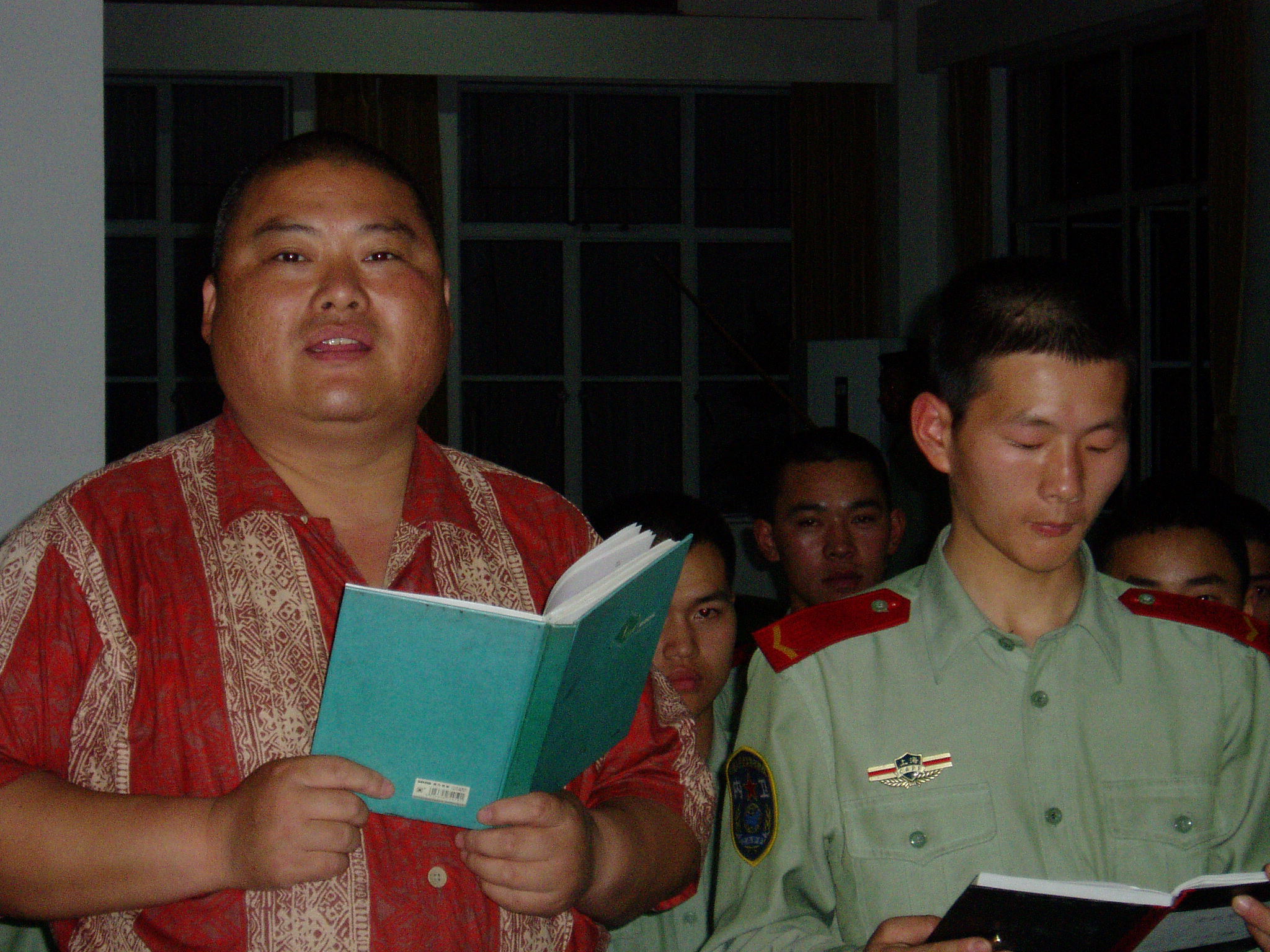 百度胖老师吧上海市公 安局轨道交通分局石宇玉老师求救  抖音快手百度贴吧百科图片视频知道搜索上海胖老师 ...